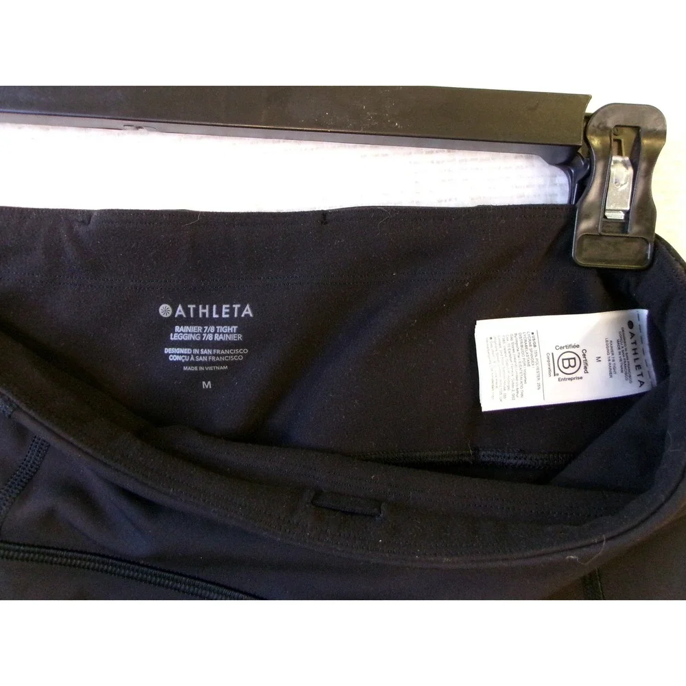 Athleta Rainier 7/8 Tight Leggings Black High‎ Rise Zip Pockets 985342 Womens M